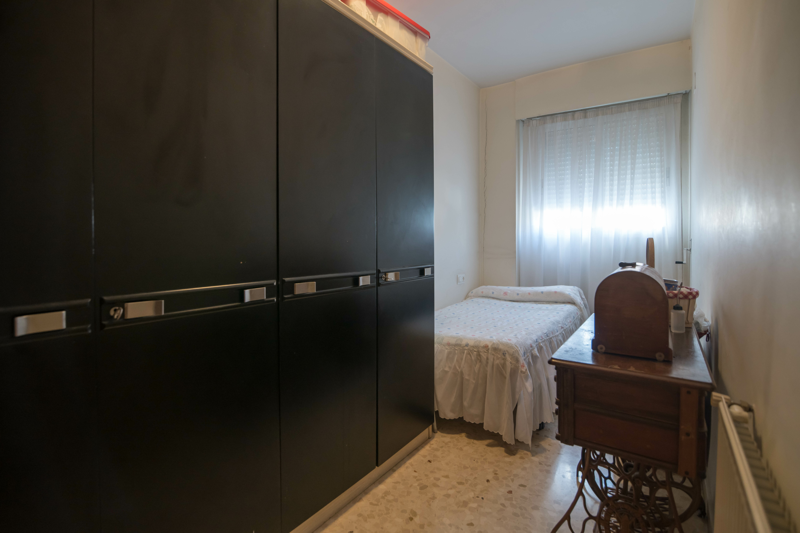 CL LEONOR JOVANI 13 (46)