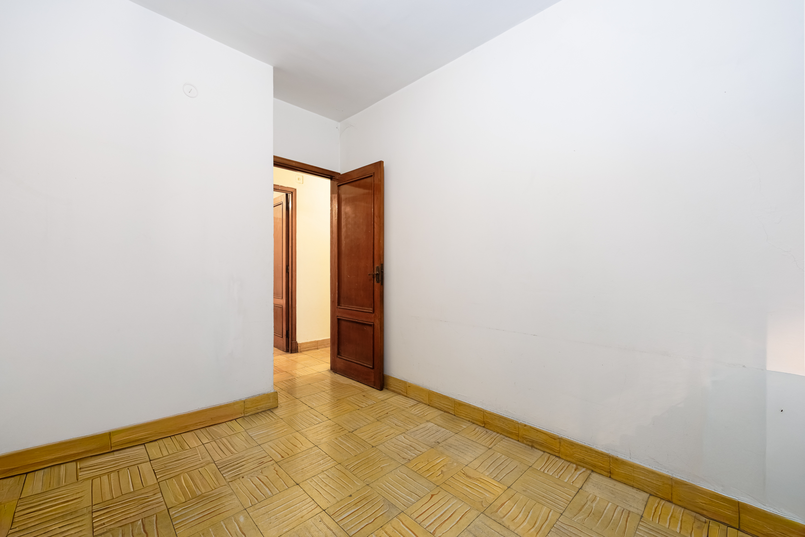 RéA JESéS SORIA 19 1B OURENSE -KALMA- 23