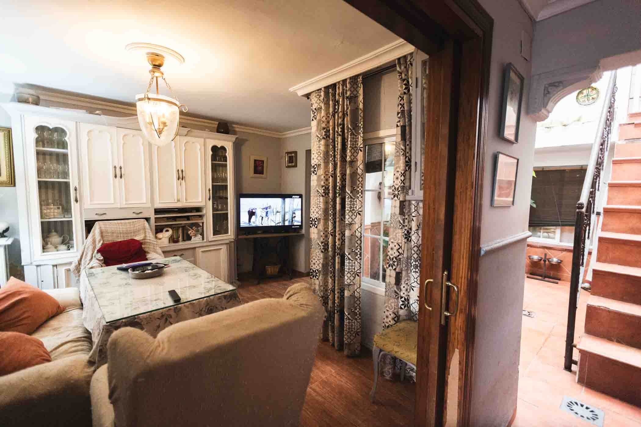 _05 Alhondiga, 20 - Entrada y Salón