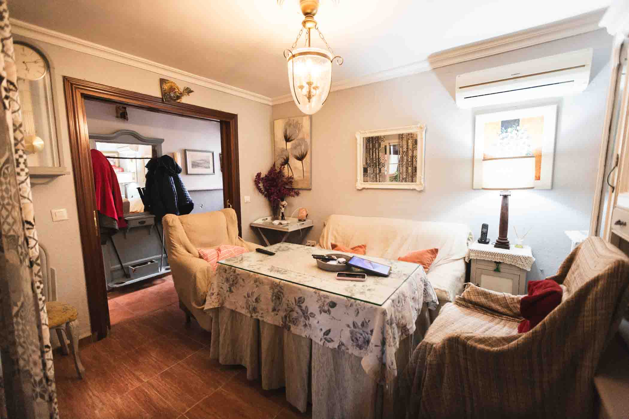 _07 Alhondiga, 20 - Salón