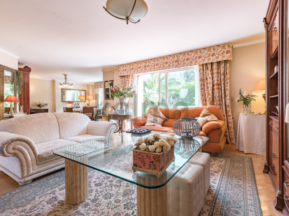 admin-featured-image